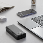 PB048 20000mAh შავი ფერის მაღალი ტევადობის სწრაფი დატენვის შავი ფერის დენის ბანკი კაბელით და ციფრული დისპლეით