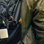 PB049 10000 mAh შავი ფერის მაღალი ტევადობის სწრაფი დატენვის მსუბუქი პაუერბანკი ციფრული დისპლეით