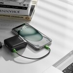 PB049 10000 mAh შავი ფერის მაღალი ტევადობის სწრაფი დატენვის მსუბუქი პაუერბანკი ციფრული დისპლეით